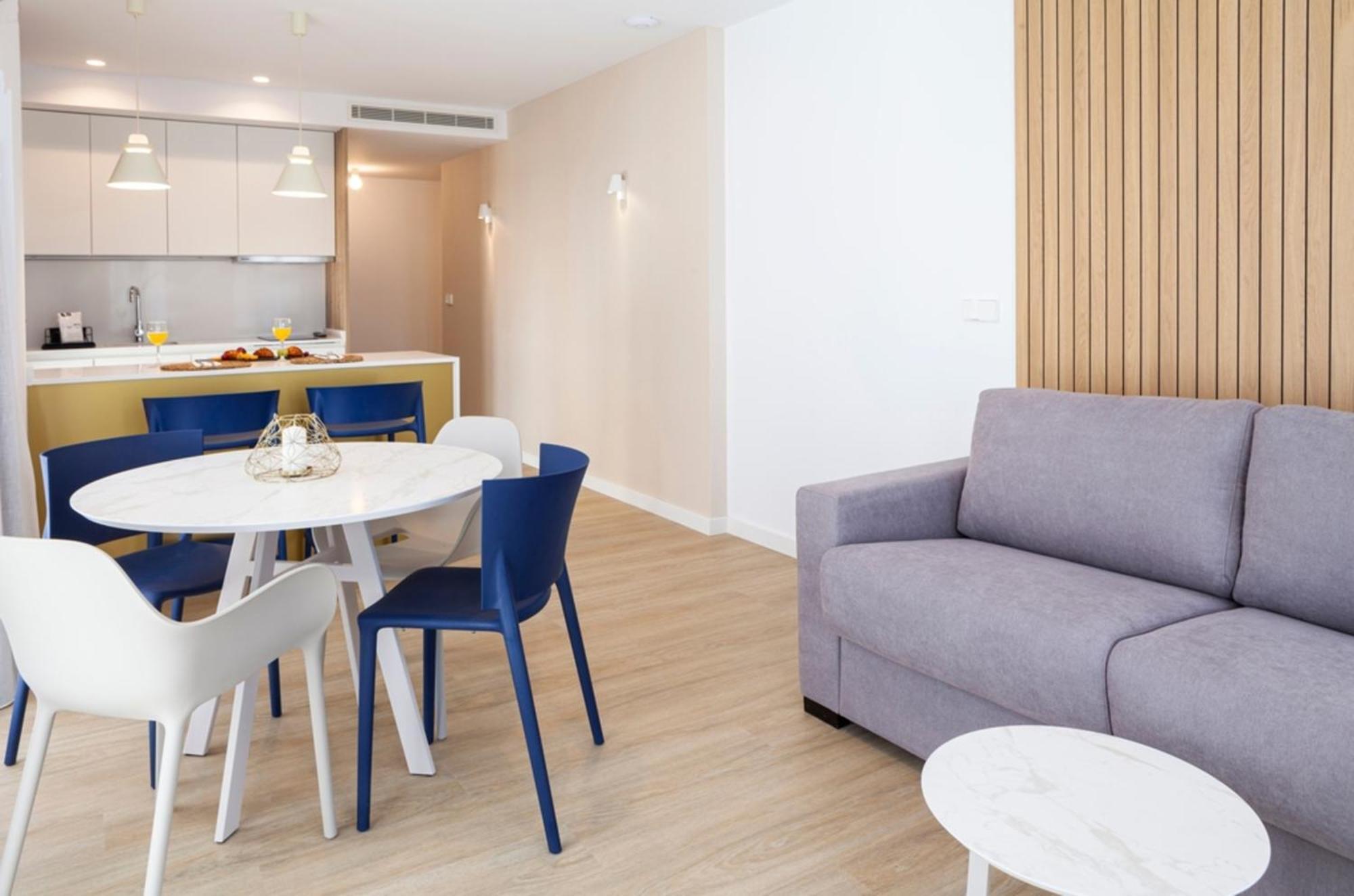 Apartamentos Mayal Con Piscina Benidorm Quarto foto